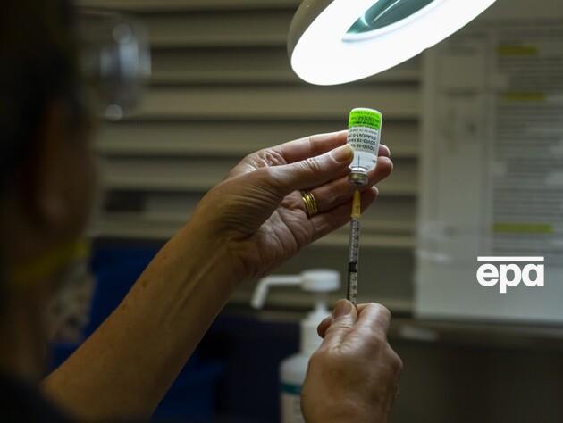 В компании AstraZeneca заявили, что убирают с рынка свою вакцину от коронавирусной инфекции