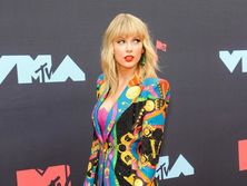 Свифт получила награду MTV Video Music Awards 2019. Фоторепортаж