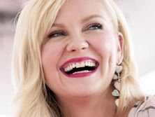 Данст получила звезду на Аллее славы в Голливуде. Фоторепортаж