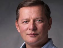 Ляшко показал фото с двухмесячным сыном