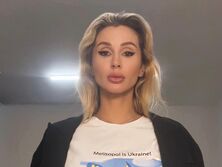 Loboda после замечания филолога Авраменко изменила название новой песни