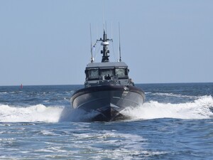 ВМС ЗСУ додали до складу два нові катери, які раніше передала Естонія. Церемонією керував Неїжпапа. Фото
