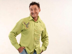 Левко Дурко презентовал новый танцевальный трек о поехавшей крыше. Аудио