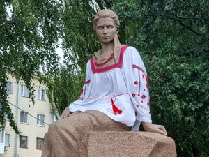 Замена 8 марта? Откуда взялся праздник День украинской женщины и что о нем известно