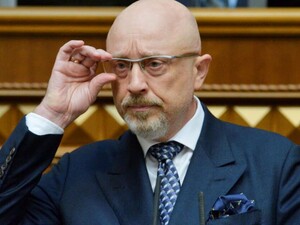 22 месяца министром обороны, обыски и