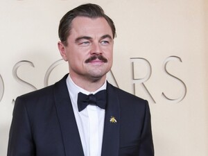 СМИ обсуждают новые усы ДиКаприо. Что с ними не так